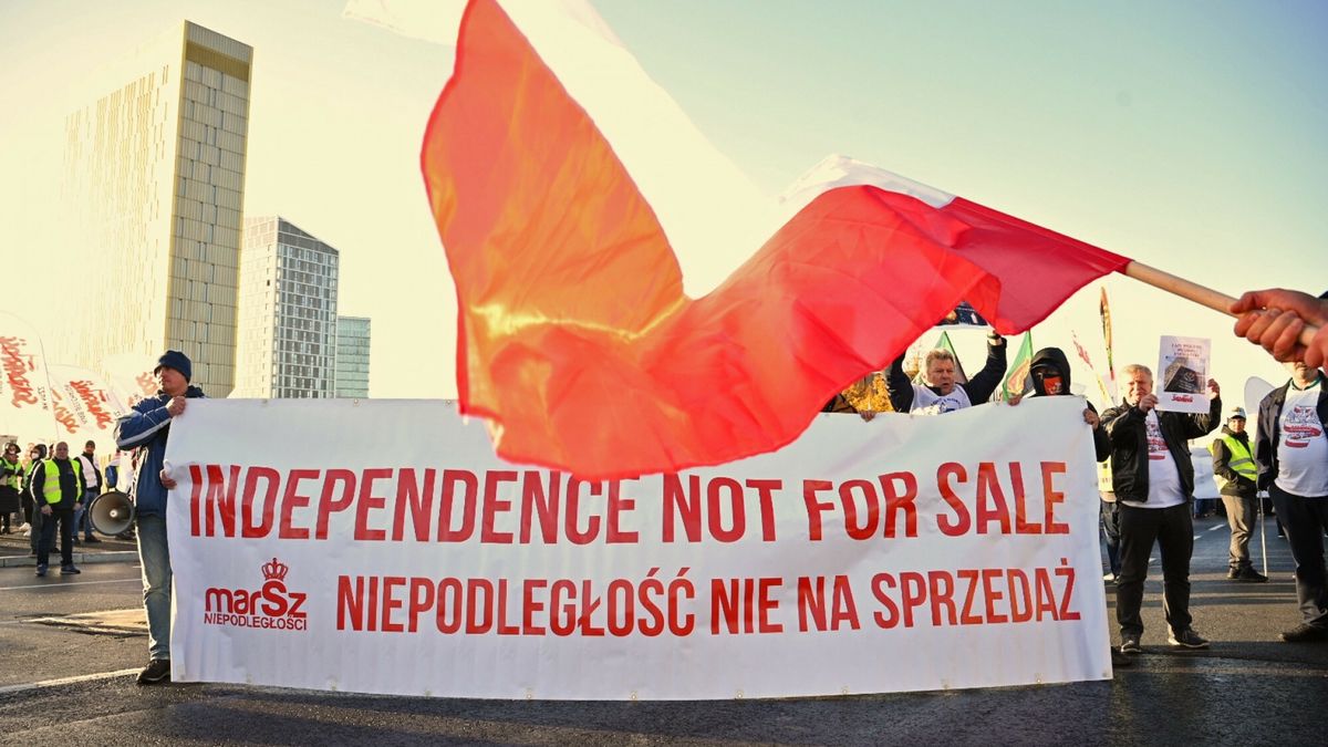 W piątek przed siedzibą Trybunału Sprawiedliwości UE w Luksemburgu rozpoczęła się manifestacja związkowców z NSZZ "Solidarność"