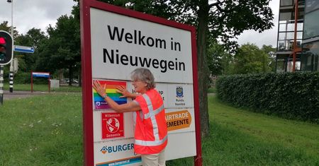 Puławy. Prezydent Paweł Maj odpowiedział Holendrom w sprawie "strefy wolnej od LGBT"