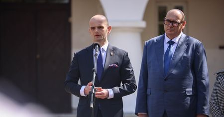Wybronili fotel dla skazanego starosty. "Nie musimy się tłumaczyć"