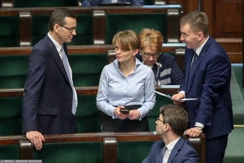 Premier Mateusz Morawiecki i wicepremier Jadwiga Emilewicz