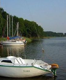 MŚ po raporcie NIK analizuje problem grodzenia dostępu do jezior