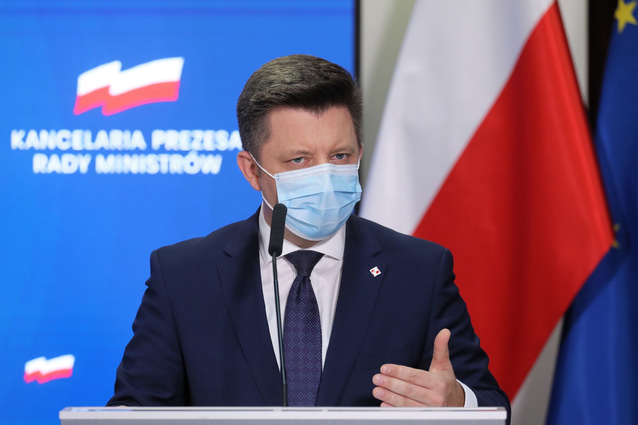 Warszawa, 30.07.2021. Koronawirus w Polsce. Szef Kancelarii Prezesa Rady Ministrów Michał Dworczyk podczas konferencji prasowej w Warszawie, 30 bm. (amb) PAP/Paweł Supernak