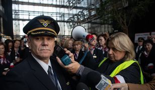 Prezes LOT szykuje wniosek do prokuratury. Opozycja próbuje mediować. Relacja sprzed siedzibą LOT