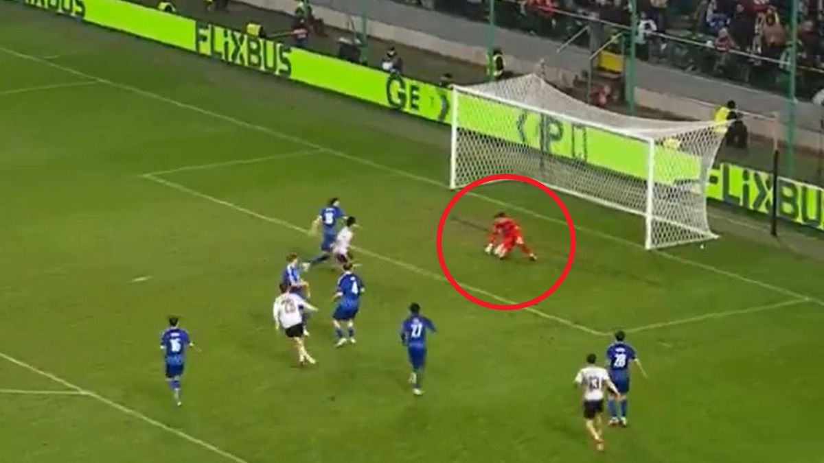 Twitter / Polsat Sport / Tak padł drugi gol dla Legii