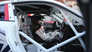 Porsche Supercup: Waleczny wyścig Kuby Giermaziaka w Świątyni Prędkości