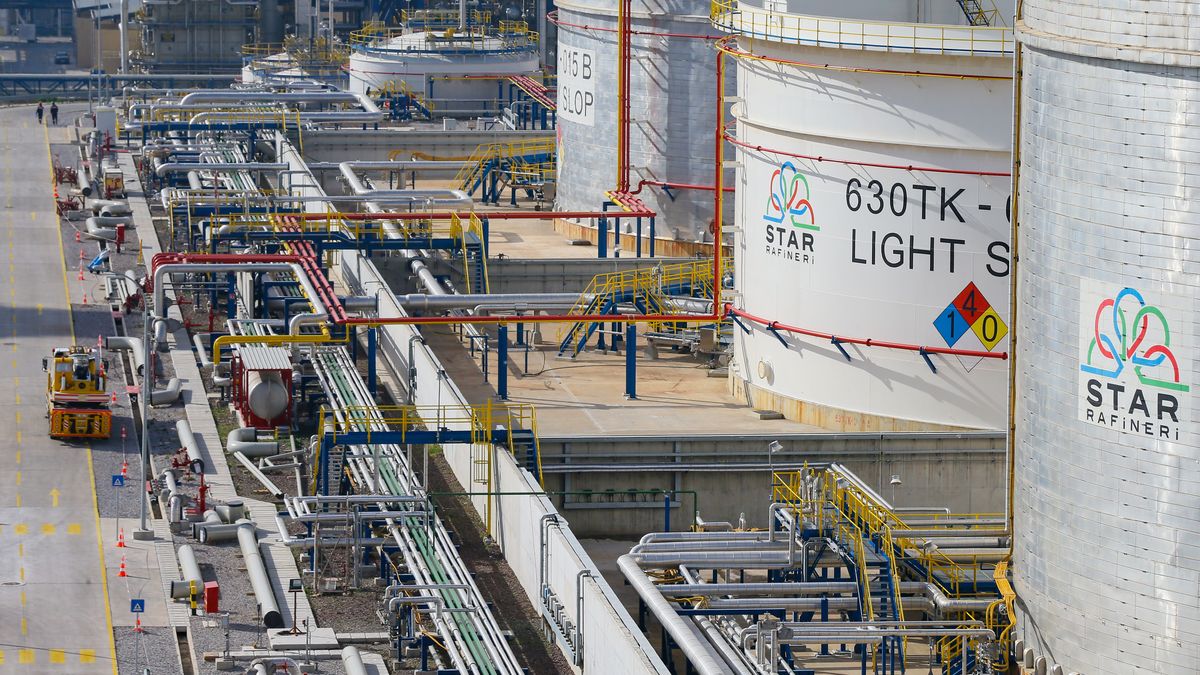 IZMIR, TURKEY - MARCH 09: A view of SOCARâs STAR Refinery in Izmir, Turkey on March 09, 2020. The new petrochemical investment of the Azerbaijani State Oil Company SOCAR in Turkey, is scheduled for around the end of 2020 and the beginning of 2021. The petrochemical plant is targeted to be completed in 2024. (Photo by Mehmet Emin Menguarslan/Anadolu Agency via Getty Images)