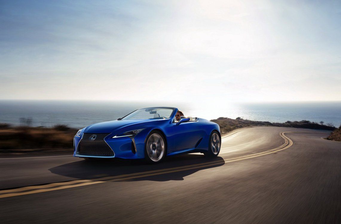 Lexus LC 500 Convertible wyceniony w Polsce. Wersja bez dachu jest sporo droższa od coupe