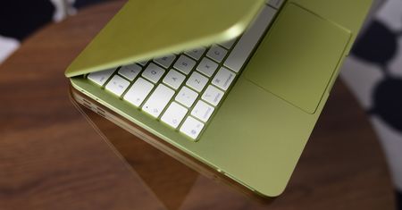 Apple podnosi ceny. Dlaczego coraz więcej osób wybiera odroczoną płatność zamiast jednorazowego zakupu?