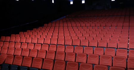 Warszawa. Spektakle teatralne przenoszą się do internetu