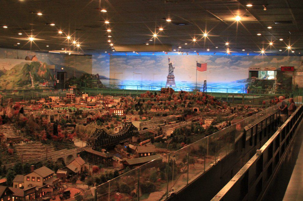 Shartlesville - największa miniaturowa wioska na świecie 7
