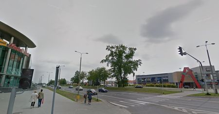 Płock. 27-latka wjechała w dwójkę dzieci na przejściu dla pieszych