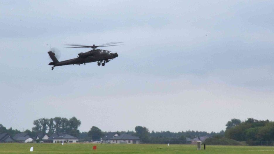 Szkolenie złóg na Apache AH-64D w 56 Bazie Lotniczej pod Inowrocławiem