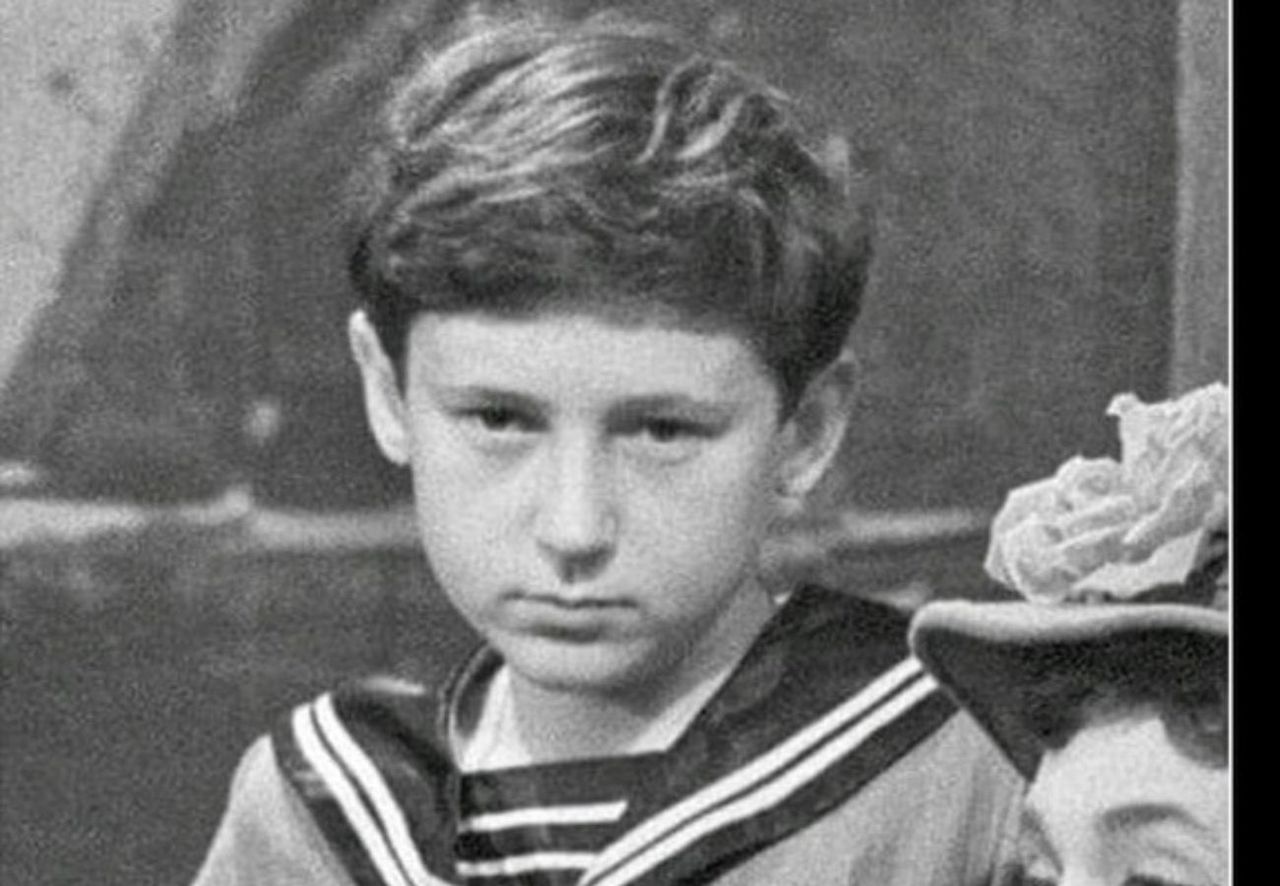 Rozpoznaj aktora/aktorkę po zdjęciu z młodości. 8 na 10 i jesteś mistrzem