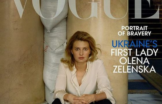 Ołena Zełenska na okładce „Vogue’a” budzi kontrowersje, zdjęcia wykonała Leibovitz. „W Polsce taki ruch nie jest potrzebny”