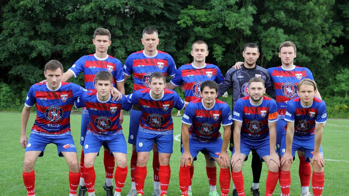 Facebook / fundacjapogonlwow / Na zdjęciu: piłkarze Pogoni