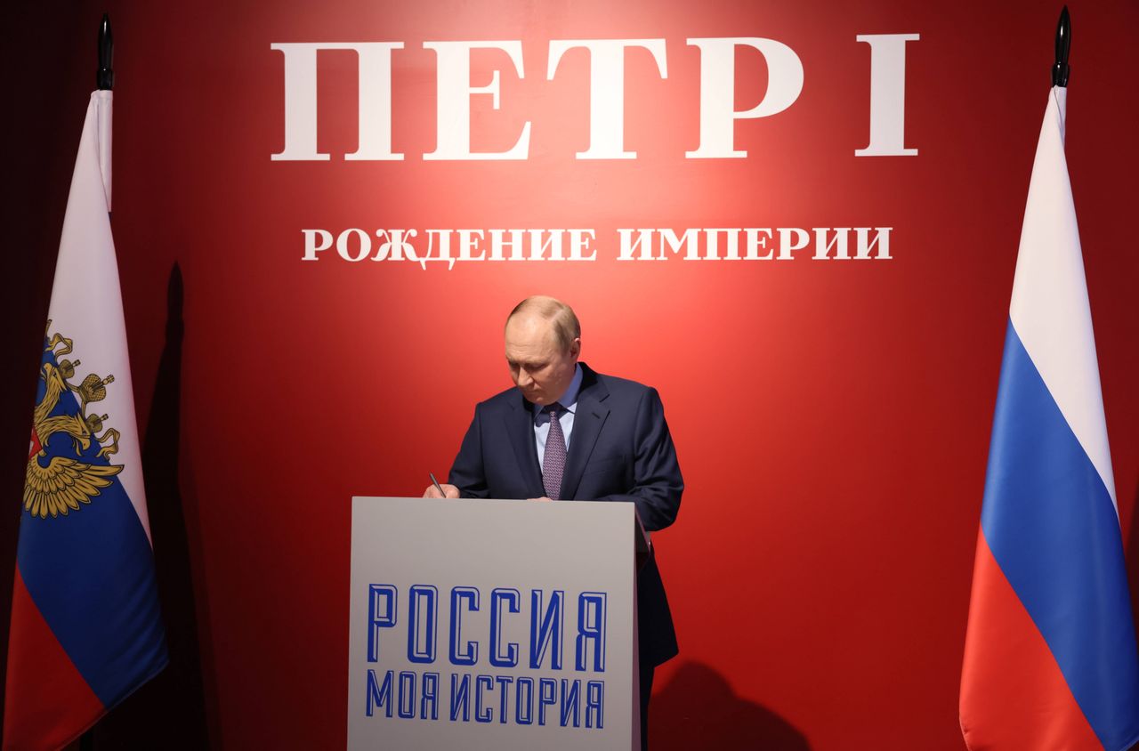 "Notatki szaleńca". Wyciekły nowe instrukcje propagandy Kremla