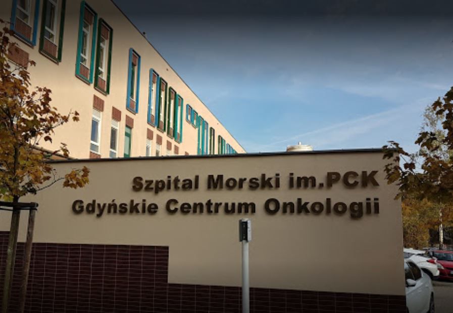 Koronawirus w Polsce. COVID-19 wykryto u trzech pracowników Szpitala Morskiego im. PCK w Gdyni
