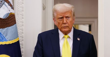 Trump traci poparcie w sondażach. Prezydent obrywa za politykę gospodarczą