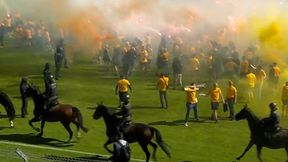 Sceny w Niemczech. Konna policja wkroczyła na murawę