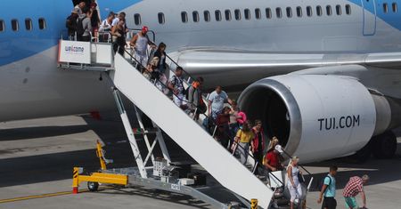 Odmrażanie gospodarki. Biura podróży ruszą od lipca