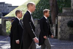 Na pogrzebie zjawił się bez żony. Nie szedł obok brata