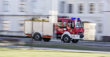 Nie żyje operator żurawia budowlanego. Ciało musiała ściągać specjalna grupa