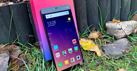 Xiaomi Mi 8 Lite – pierwsze wrażenia. Mówimy, jaka jest tańsza wersja flagowego smartfonu