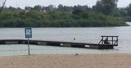 15-latka z prawie pięcioma promilami trafiła do szpitala, jej stan się poprawia. Policja już wie, kto kupił alkohol