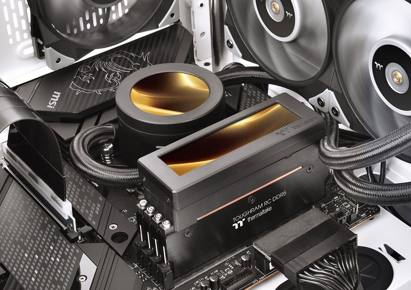 Thermaltake Toughram RC DDR5