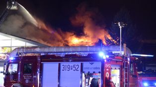 Poznań: Wielki pożar galerii handlowej. Policja poinformowała o przyczynach