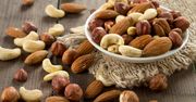 Mieszanka orzechów smażonych (bez orzechów ziemnych) z dodatkiem soli