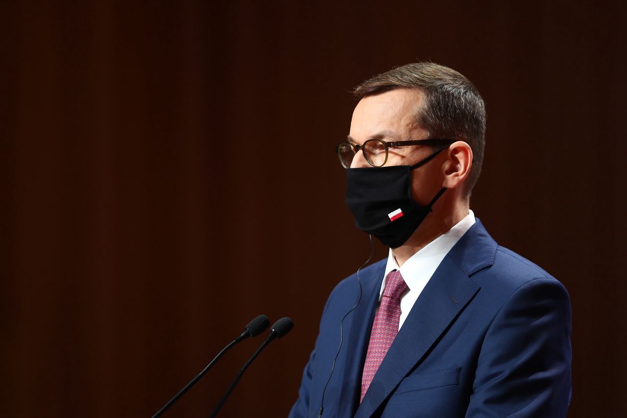 Szczepienia przeciw COVID-19. Mateusz Morawiecki: musimy naciskać na KE, tam są problemy