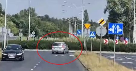 74-latka jechała pod prąd w centrum miasta. To powiedziała policji