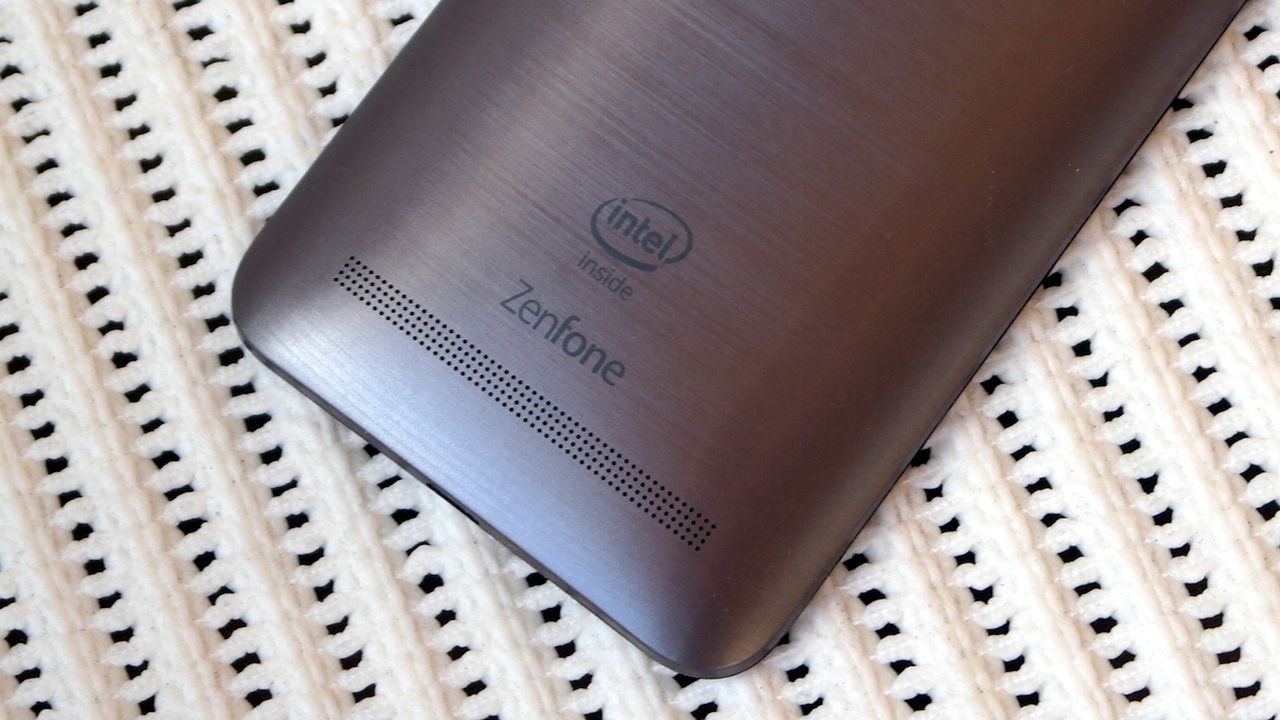 Asus ZenFone 2 (ZE551ML) z 4 GB pamięci RAM - pierwsze wrażenia 8