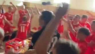 Polacy wpadli w szał radości. Tak świętowali awans [WIDEO]
