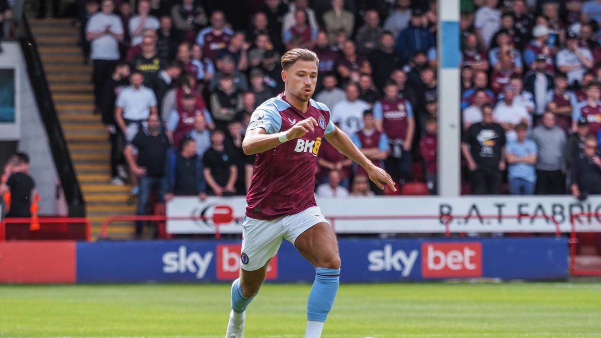 Matty Cash show w Premier League! Manchester City skruszył mur