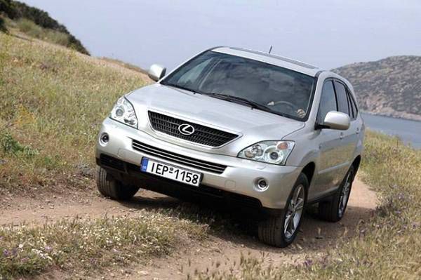 Miejsce 4. Lexus RX 400h Top 10 SUV WP Facet