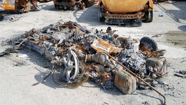 Z Ferrari zostało naprawdę niewiele. Wątpliwe, by cokolwiek dało się uratować.