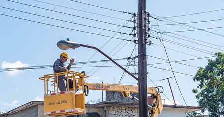 Chaos energetyczny na Kubie. Media: nie działa 9 elektrowni
