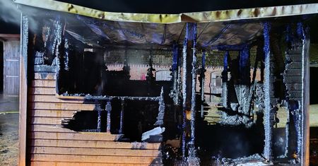 Pożar sauny w Laskach Wałeckich. Ogień wybuchł w nocy