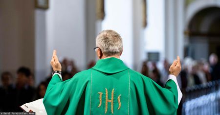 Ksiądz skrytykował rodziców. Zarzuca im "dzieciocentryzm"