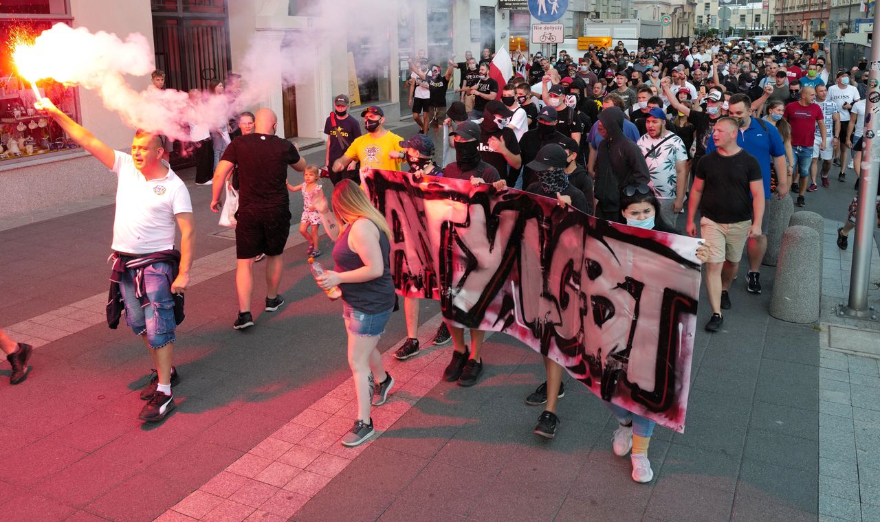 Katowice. Hajlował na demonstracji anty-LGBT. Jest w rękach policji