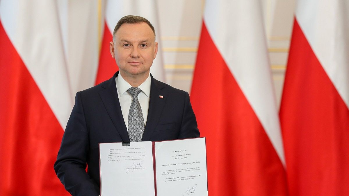 Prezydent Andrzej Duda podpisał ustawę wprowadzającą wakacje kredytowe