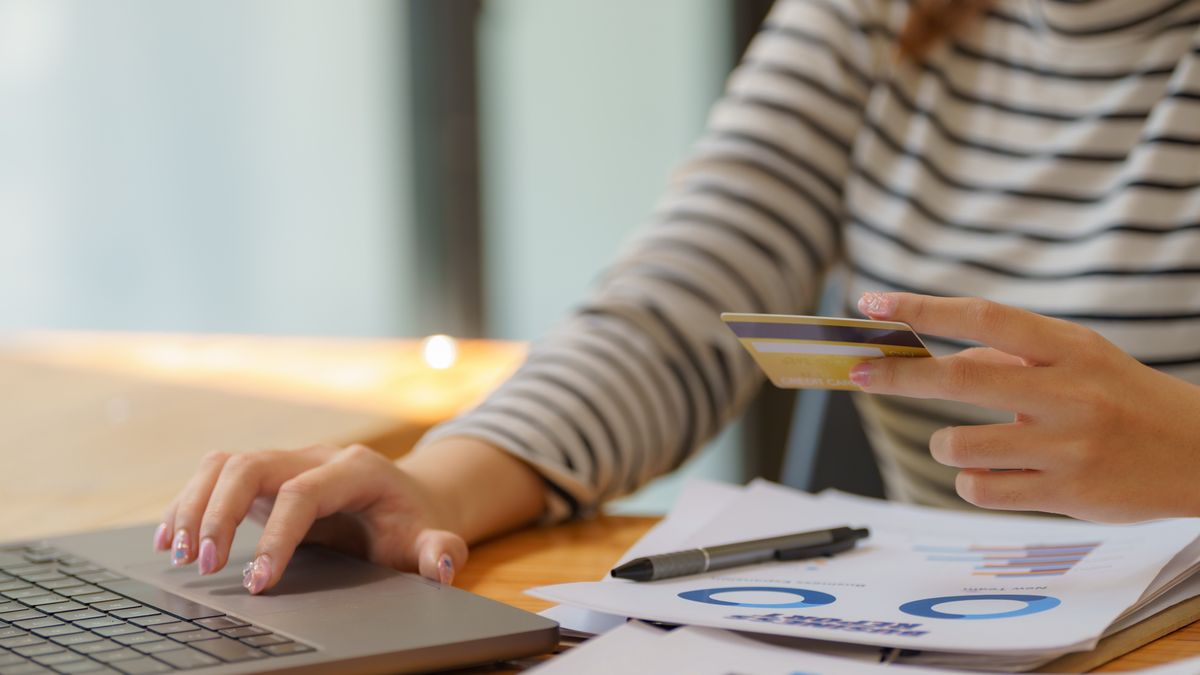 Tak dzisiaj oszukuje się na OLX i Allegro. Skala procederu rośnie