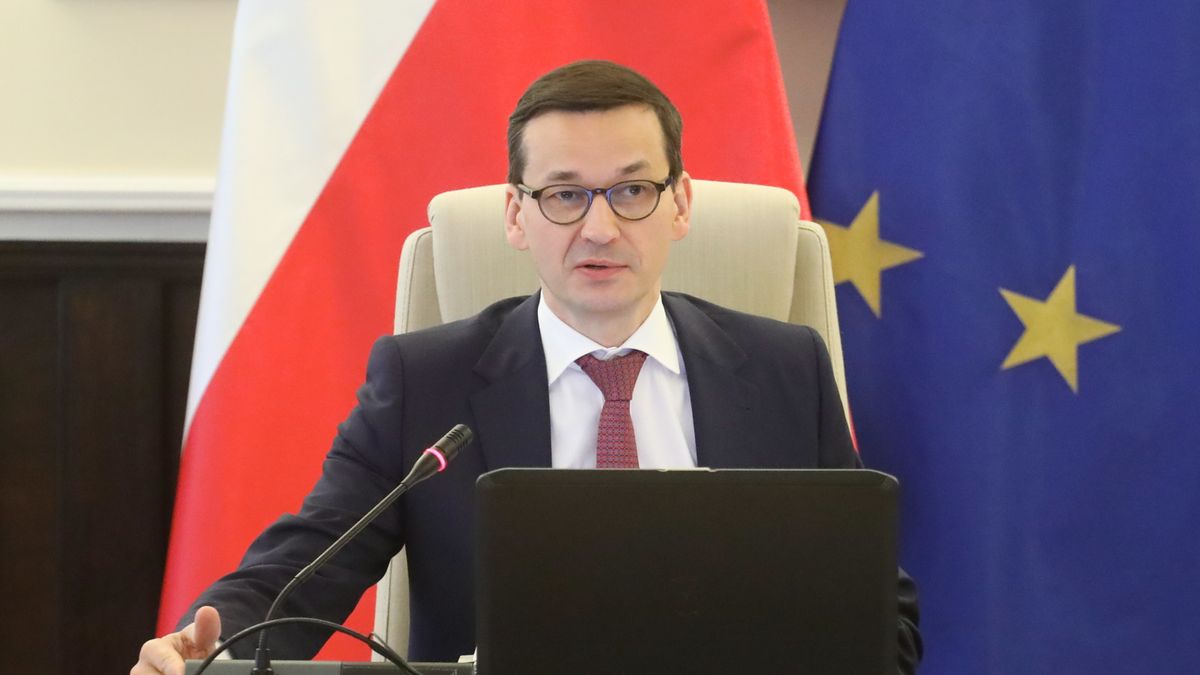 Premier deklaruje posiadanie 2,55 mln zł oszczędności.