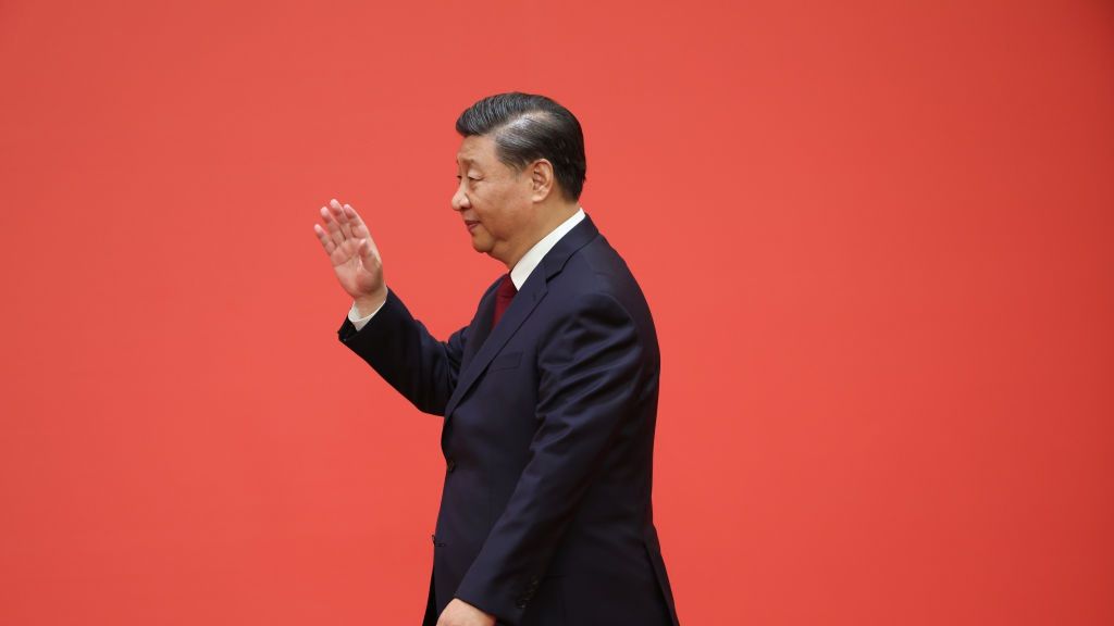 Przywódca Chin Xi Jinping bierze udział w spotkaniu członków stałego komitetu Biura Politycznego Komitetu Centralnego Komunistycznej Partii Chin