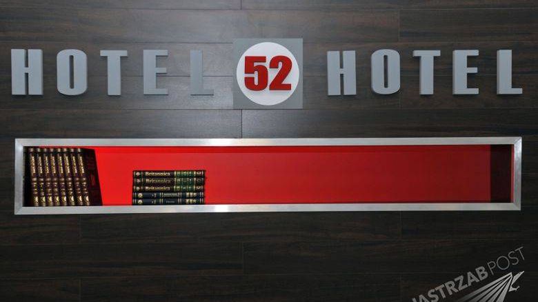Hotel 52