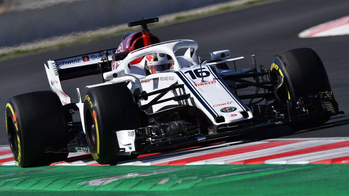 Materiały prasowe / Alfa Romeo Sauber / Na zdjęciu Charles Leclerc w bolidzie podczas testów w Barcelonie