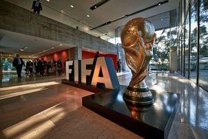 Trzęsienie ziemi w FIFA! Infantino zmuszony do odwrotu. Bunt federacji pogrążył jego wielki plan
