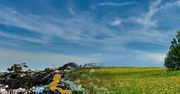 Zatroszcz się o swój budżet i planetę. Nie musisz kupować nowych ubrań. Zadbaj o te, które masz